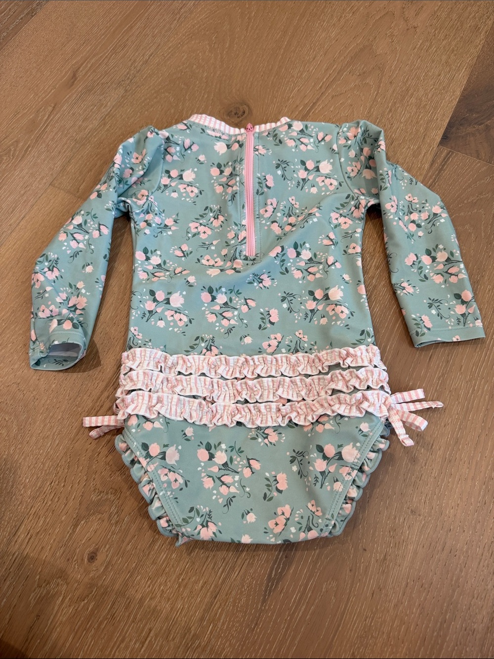 Ruffle Butts 2T Rash Guard Swimsuit - Picture 4 of 5
